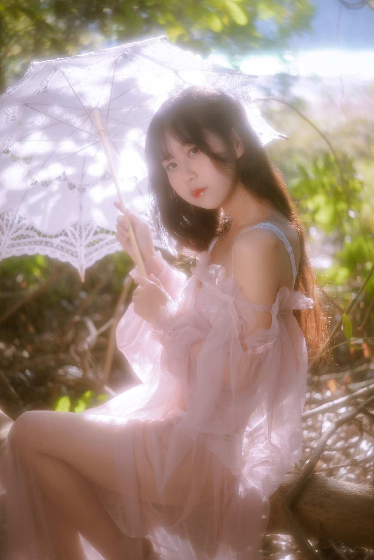萌芽儿o0林中少女